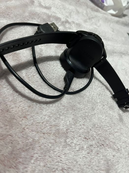 Samsung Galaxy SM R810 + Dock Wireless Charge