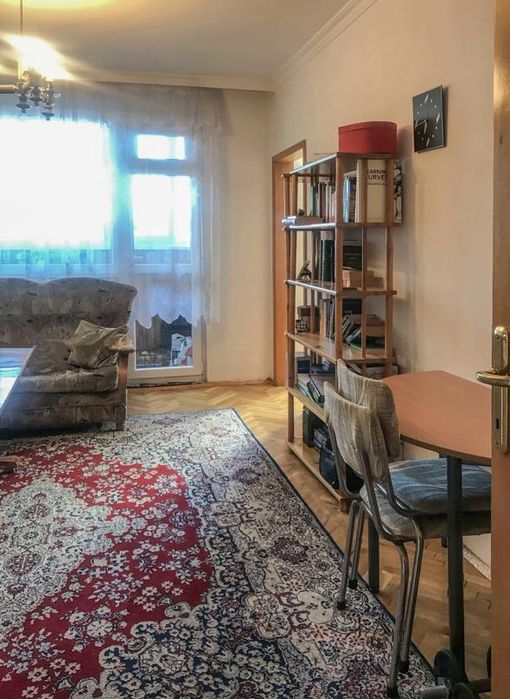 Дава се под наем Тристаен апартамент в София, Красно село - 110 кв.м за 598.23 € - Снимка #1