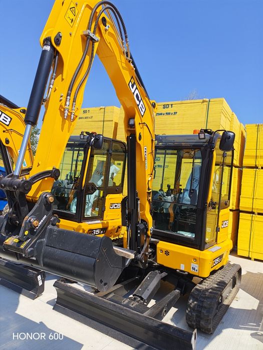 Miniescavator Nou jcb 35-z1 an 2025 cu 3 cupe și rampi la cerere import Italia cu motor Perkins