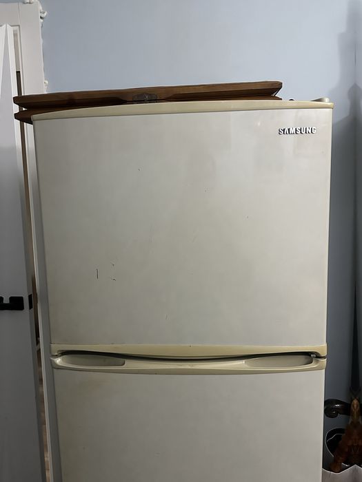 Холодильник Samsung