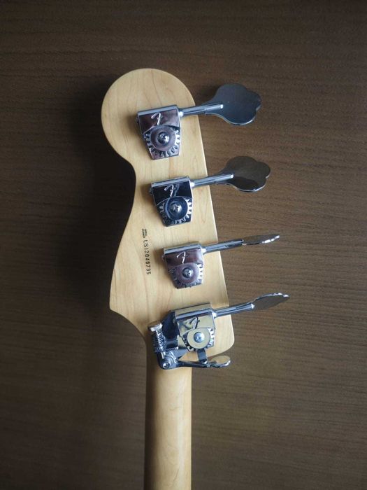 Fender American standart jazz bass 2012