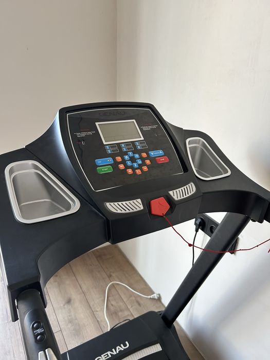 Продам беговую дорожку