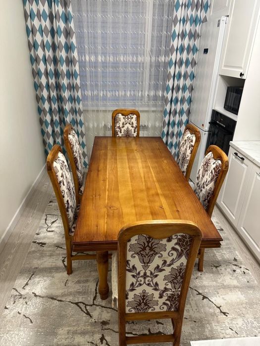 Стол из чистого дерева + 6 стульев