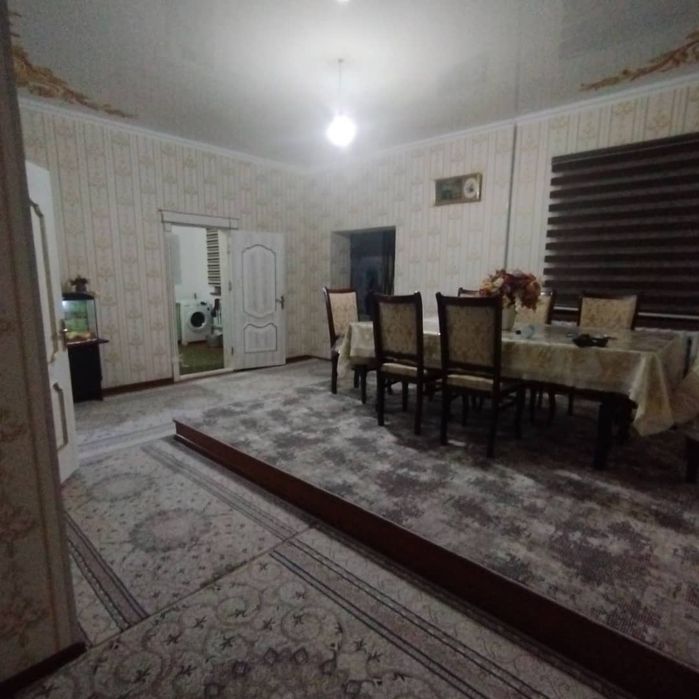 Г.Ходжели уй Сотилади.