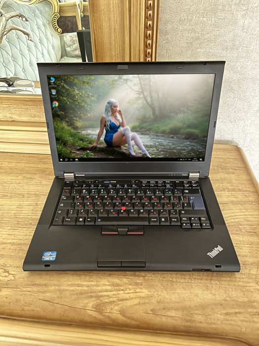 Ноутбук Lenovo Core i3. Window 10