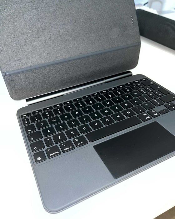 Tastatura iPad - Magic Keyboard pentru iPad Air 11"
