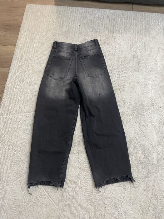 Джинсы  bershka темные