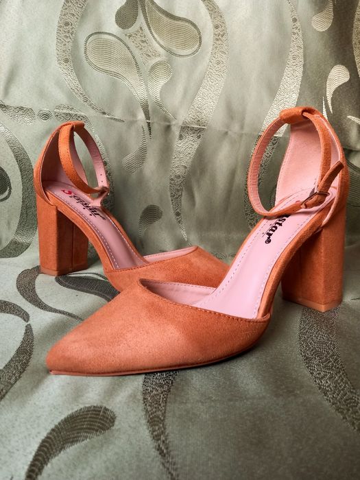 Două perechi la preț de una