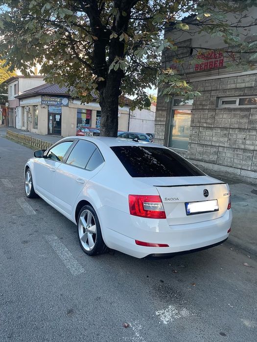 Škoda Octavia 3 (2015) • 1.6 TDI (105 CP) •