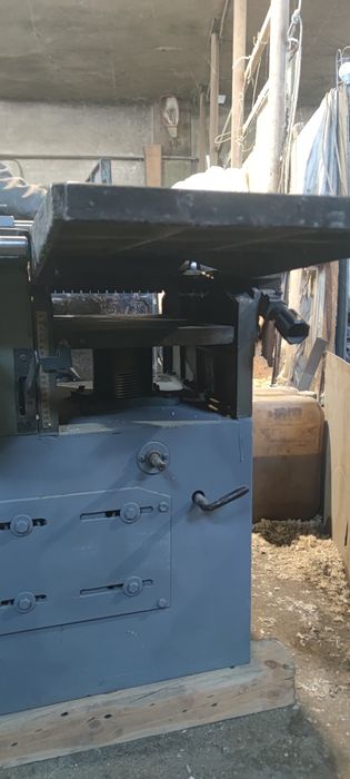Станки деревообрабатывающие
