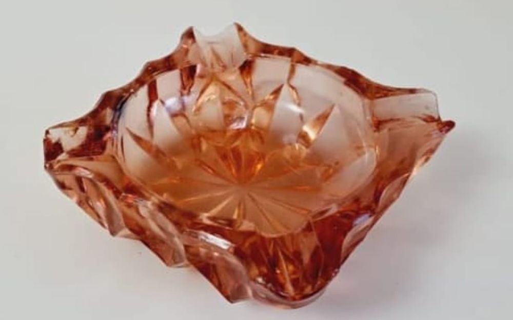 Пепельницы цветное стекло