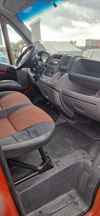 Vând Fiat Ducato  recondiționata recentnt fără rugina ,