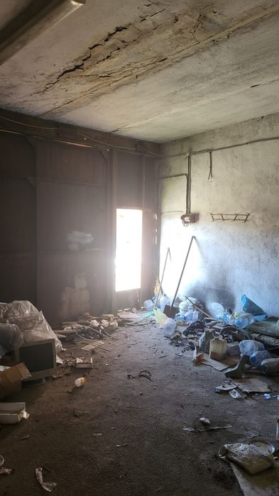 Продам гараж 38 м2