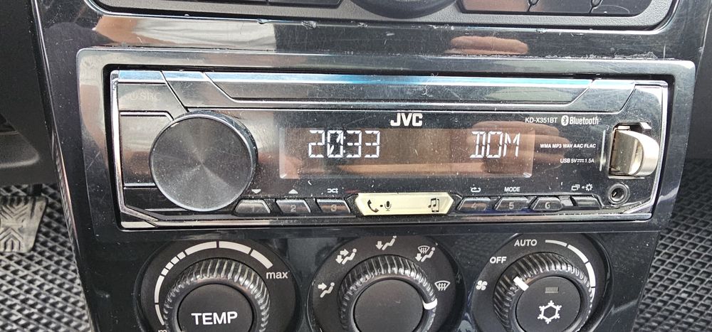 Продам автомагнитола jvc