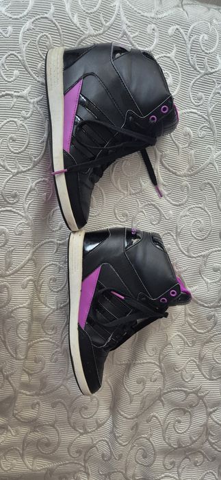 Оригинални дамски маратонки Adidas 38 номер