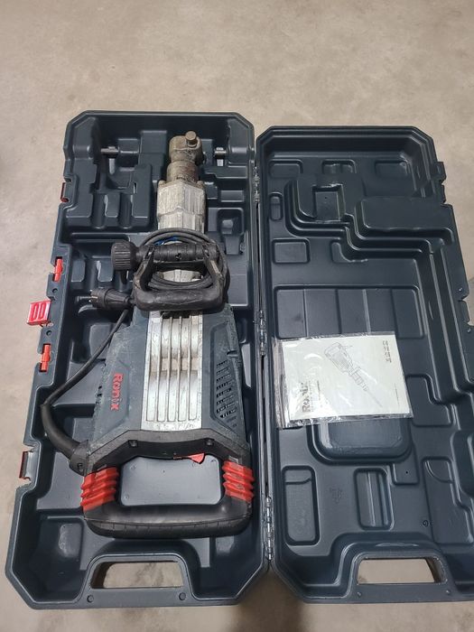 Отбойный молоток RONIX 2802