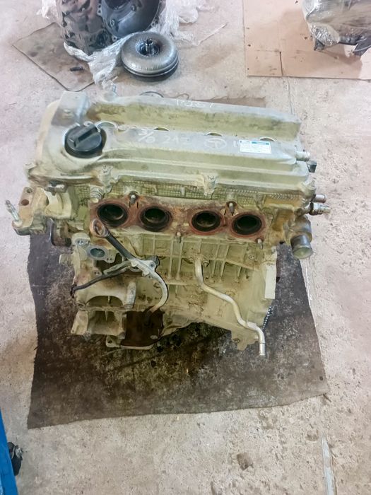 Мотор Двигатель 2az-fe обьем 2.4  Тойота Toyota на запчасти