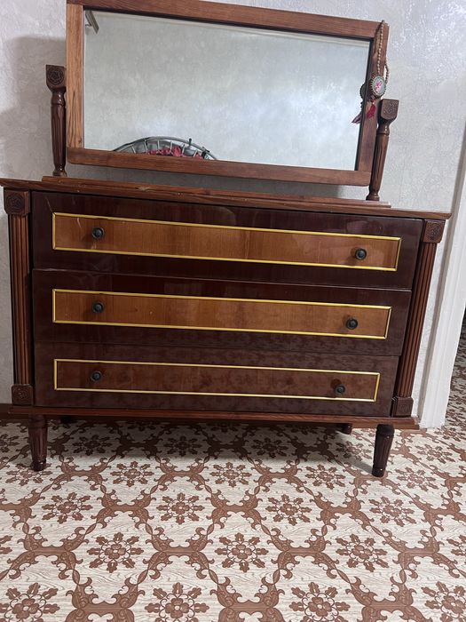 Продам комод югославский