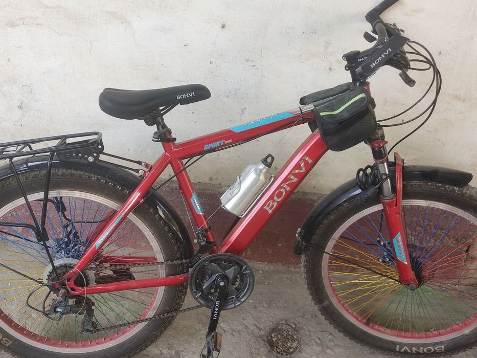 Velik bonvi yangiday