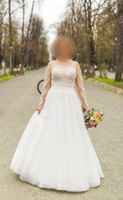 Vând Rochie de Mireasă