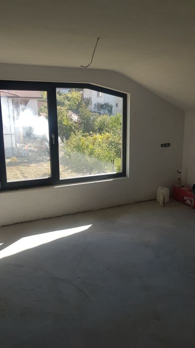 Продава къща в гр.Сапарева баня