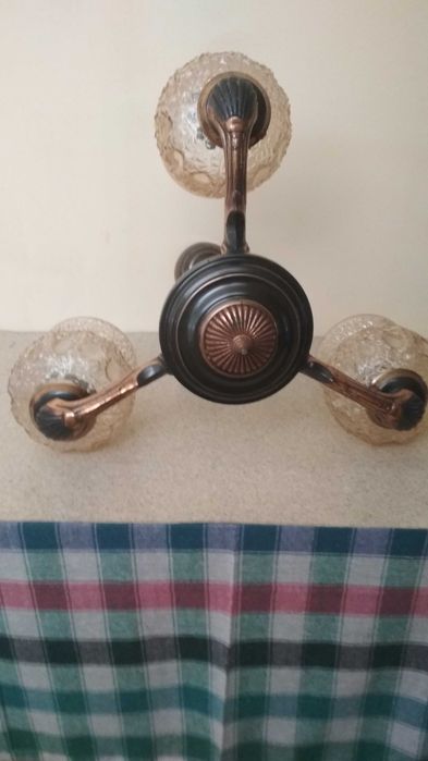 лампи за таван -полюлеи