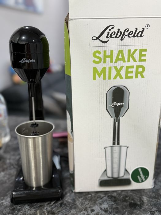 Шейкър/миксер нов