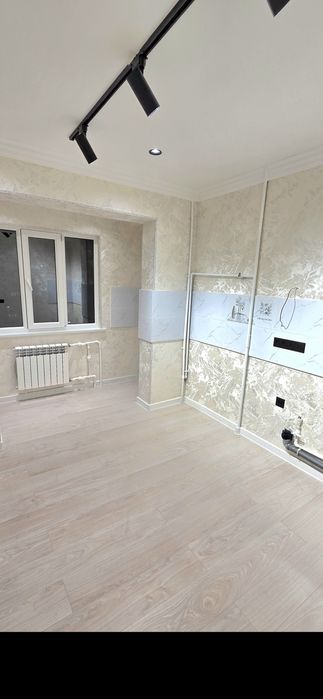 Своя Метро Ойбек