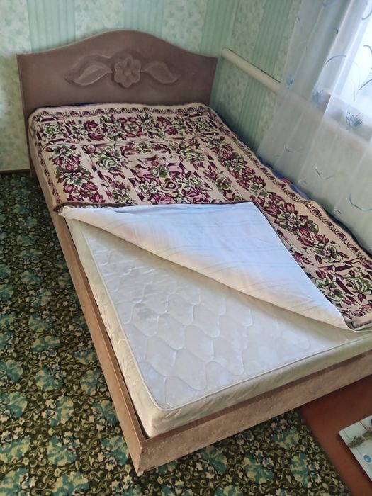 Продам кровать бу