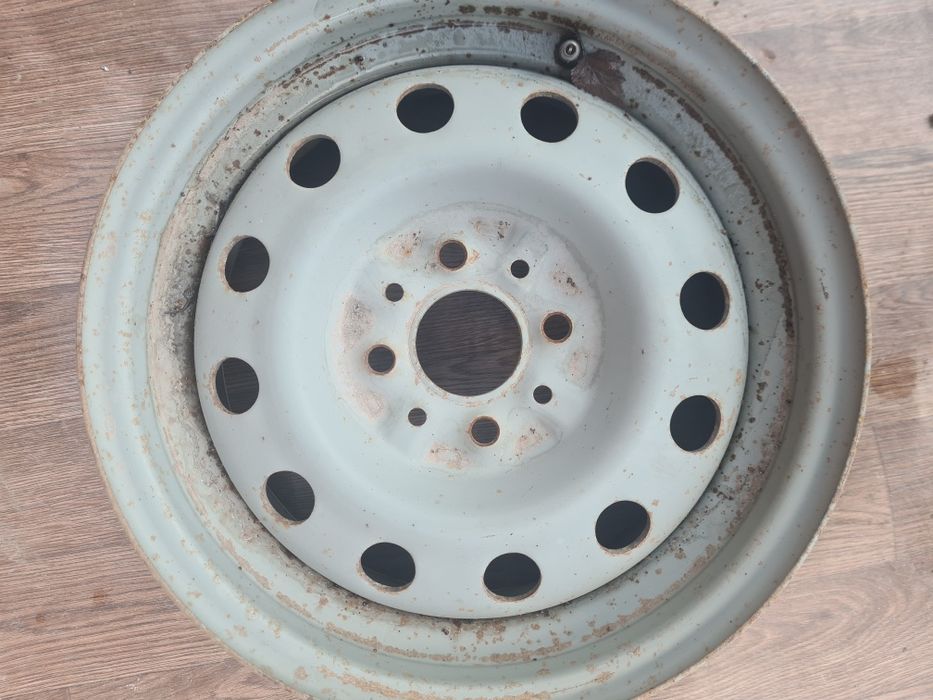 Продам железные диски на ВАЗ