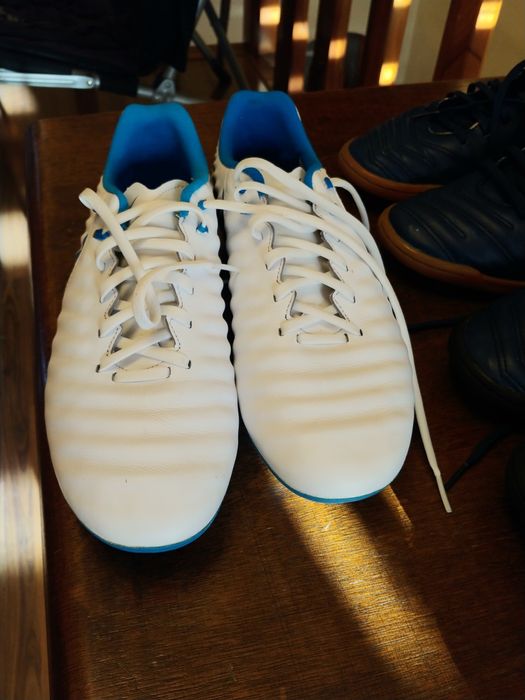 Nike Tiempo marime 42 ghete fotbal cu crampoane plastic iarba