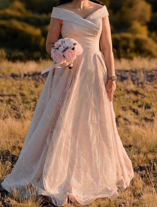 Платье корсетное