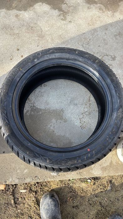 Резина новая 235-50