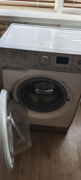 Продам стиральную машину