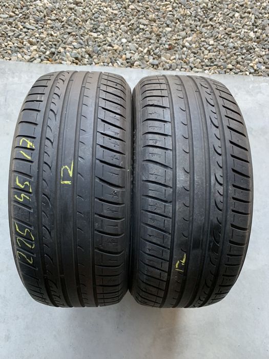 2 anv vara 225/45/17 Dunlop/Continental