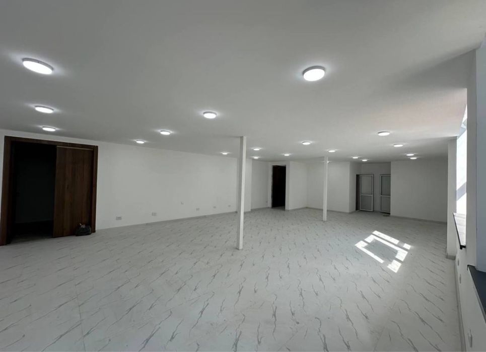 Срочно аренда офис в Центре 24/7 Доступ ул Махтумкули есть 200 кв м