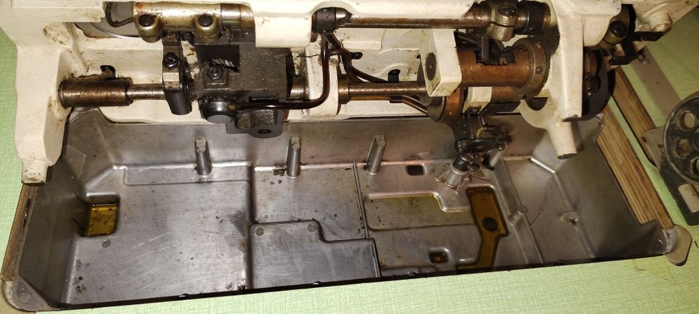 Швейная машина для кожи