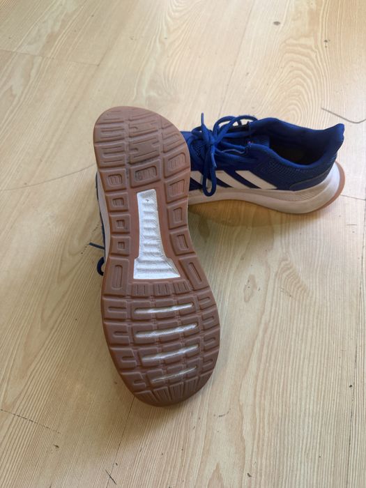 Маратонки Adidas