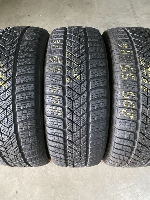 Anvelope iarna 205/55/16 Pirelli Sottozero 3 RFT 205 55 16 R16