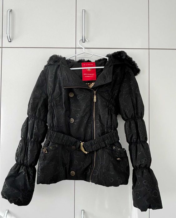 Черно яке с колан