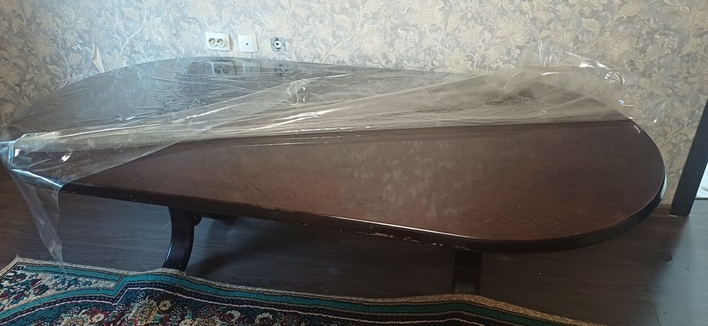 1 ta Stol 6 ta stuli bilan sotiladi