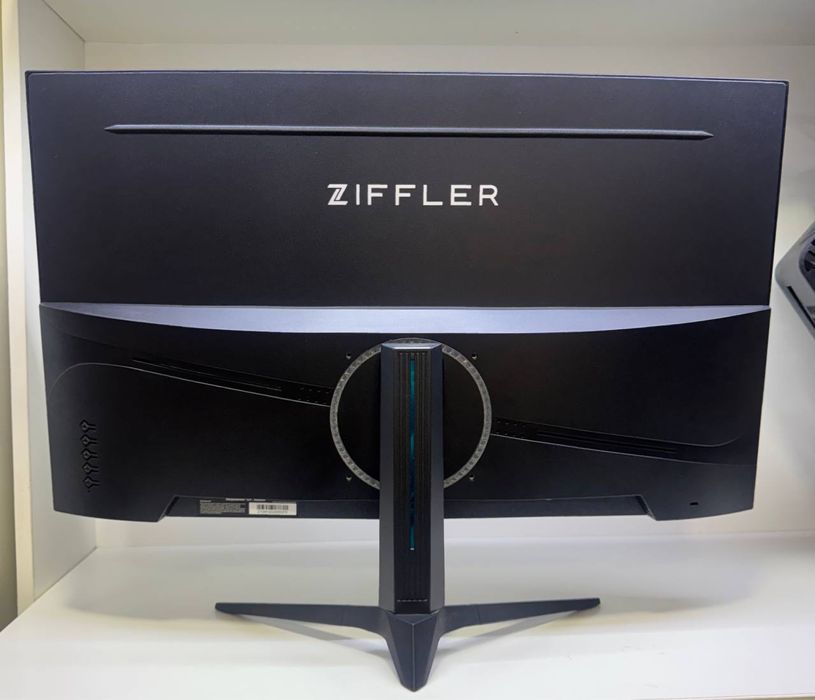 Ziffler 27’’ Curved 100Hz Ideal sastyanada