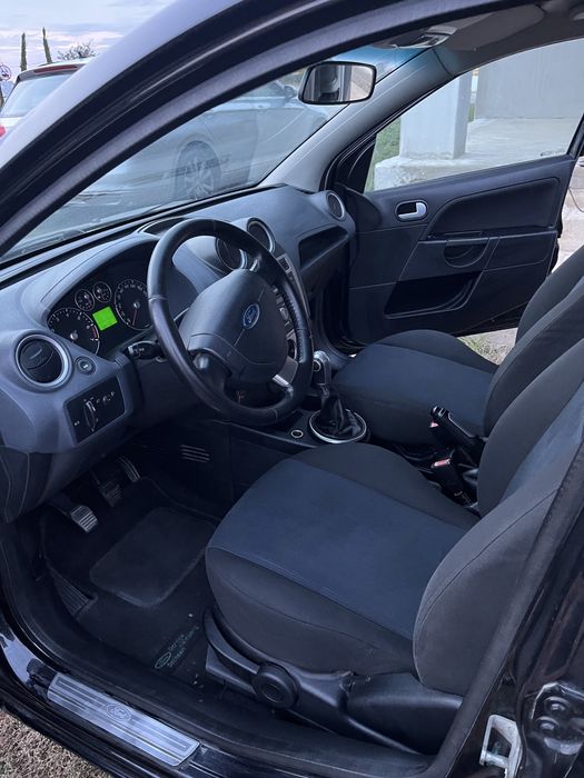 FORD Fiesta 0 — imagine 2