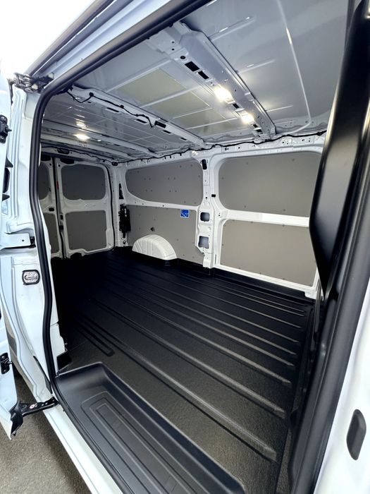 Inchirieri dube fara sofer/ Inchiriere van mutari/ Transport marfa