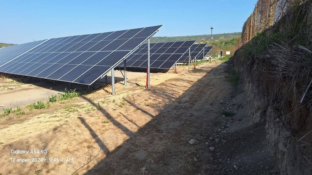 Фотоволтаична хибридна система DEYE 12kw + 20kwh