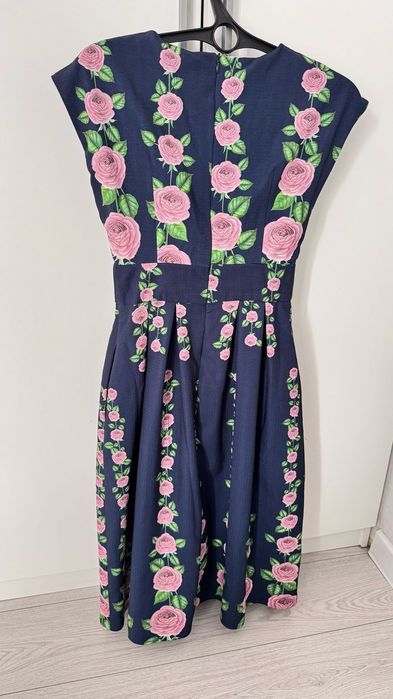 Продаю платье в хорошем состоянии