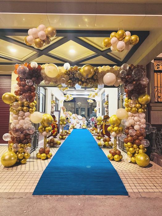 Оформление шарами выписки из роддома день рождения Тедди медведь