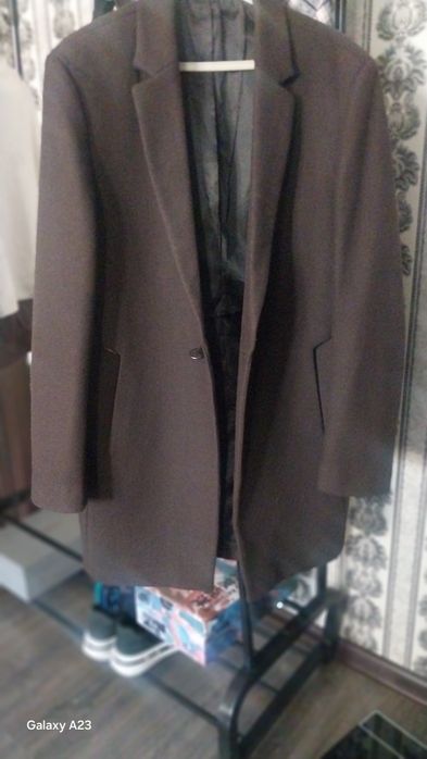 Пальто Хаки в отличном состоянии