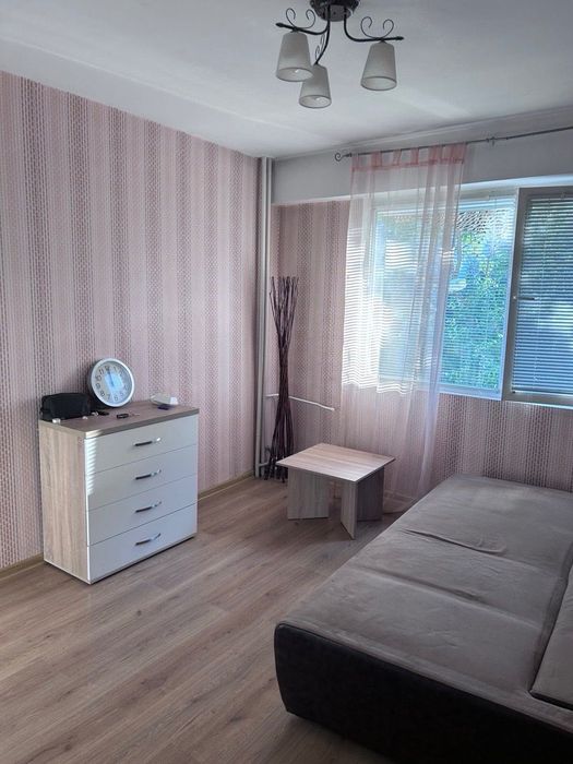 Дава се под наем Едностаен апартамент в София, Люлин 2 - 42 кв.м за 357 € - Снимка #1