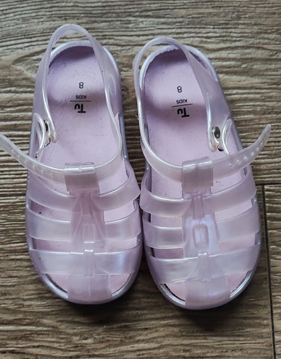 Сандали марка Tu размер 8